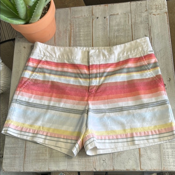 TOMMY HILFIGER MULTICOLOR STRIPES, FLAT HIGH WAIST, POCKET SHORTS SIZE 10 - Picture 1 of 13